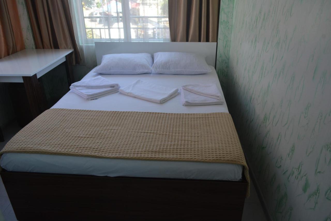 מחינג'אורי Hotel Niks מראה חיצוני תמונה