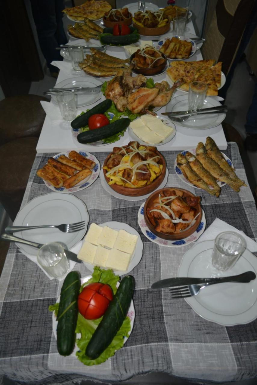 מחינג'אורי Hotel Niks מראה חיצוני תמונה