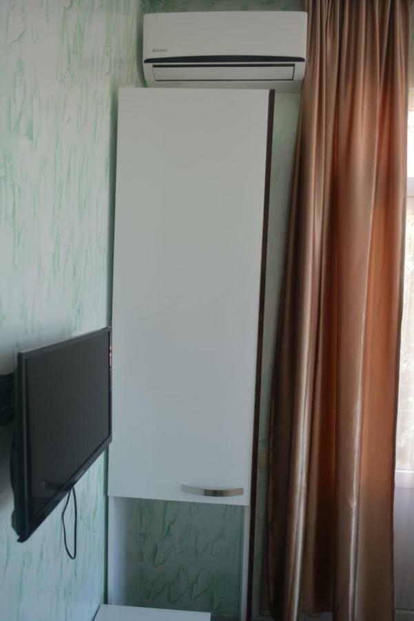 מחינג'אורי Hotel Niks מראה חיצוני תמונה
